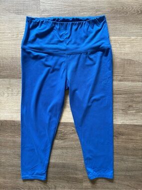 New Mix Royal Blue Capri Leggings One Size OS Buttery Soft Yoga Athleisure